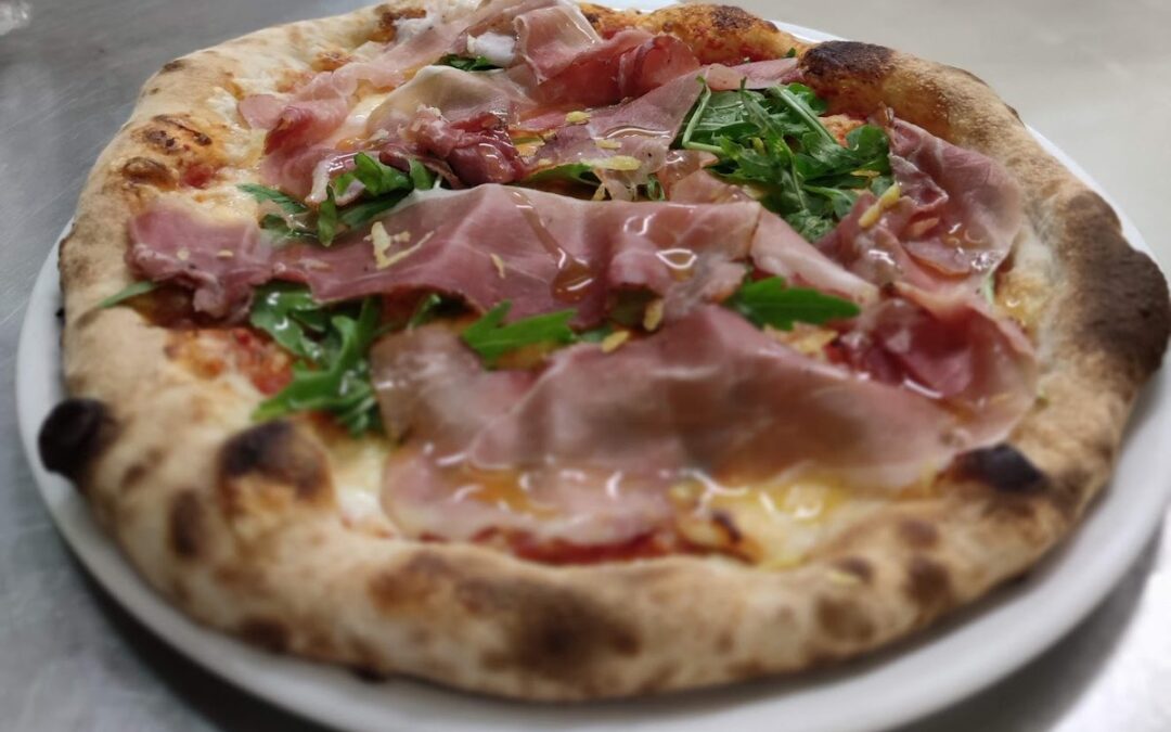La pizza a lunga lievitazione: 96 ore per un impasto perfetto